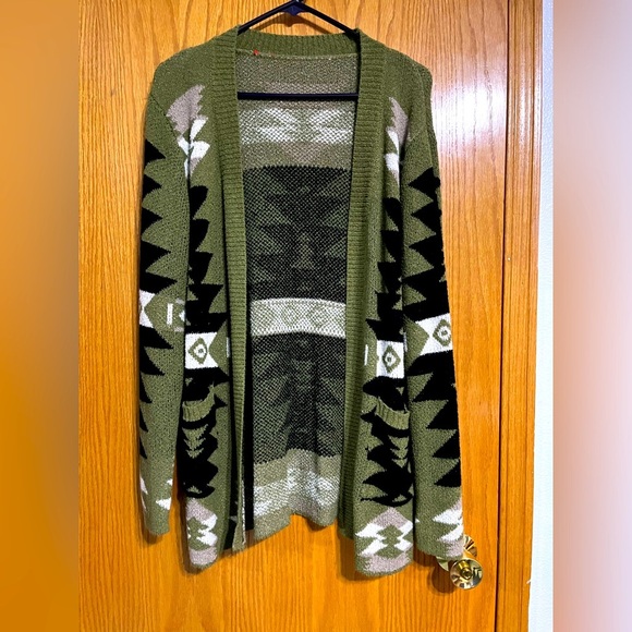 Unbranded army green cardigan - Picture 1 of 5